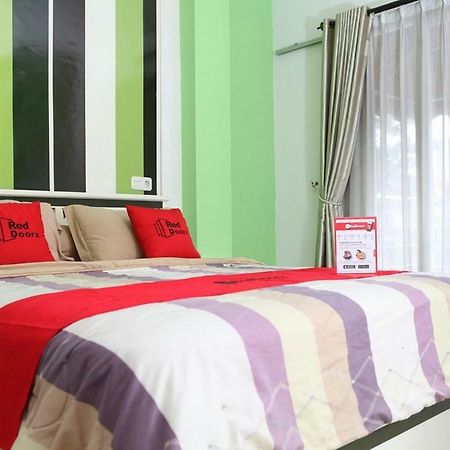 Reddoorz Plus @ Talaga Bodas Bandung Eksteriør bilde