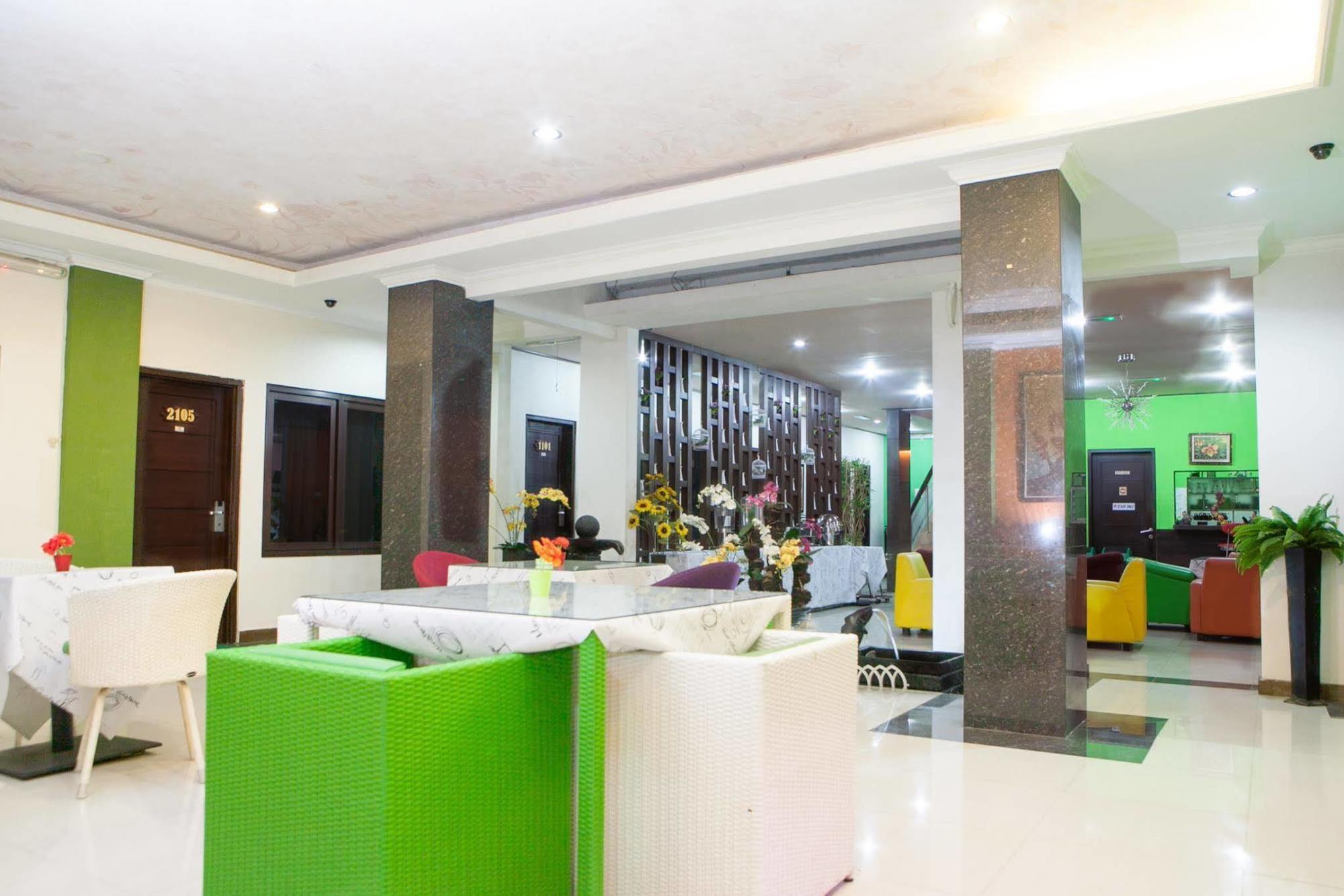 Reddoorz Plus @ Talaga Bodas Bandung Eksteriør bilde