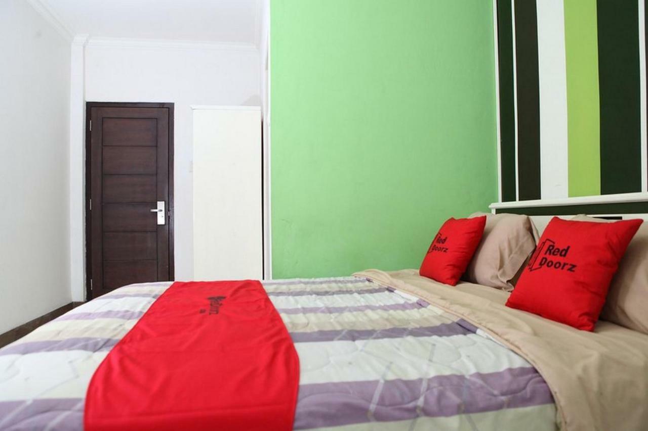 Reddoorz Plus @ Talaga Bodas Bandung Eksteriør bilde
