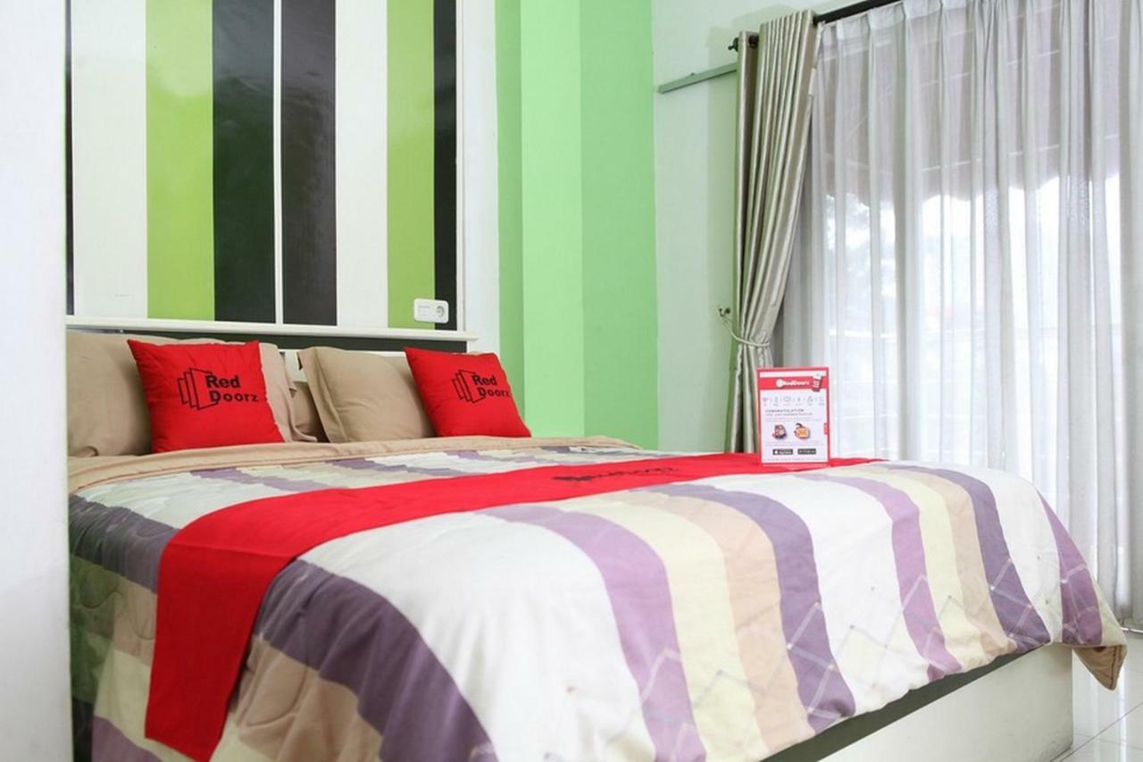 Reddoorz Plus @ Talaga Bodas Bandung Eksteriør bilde